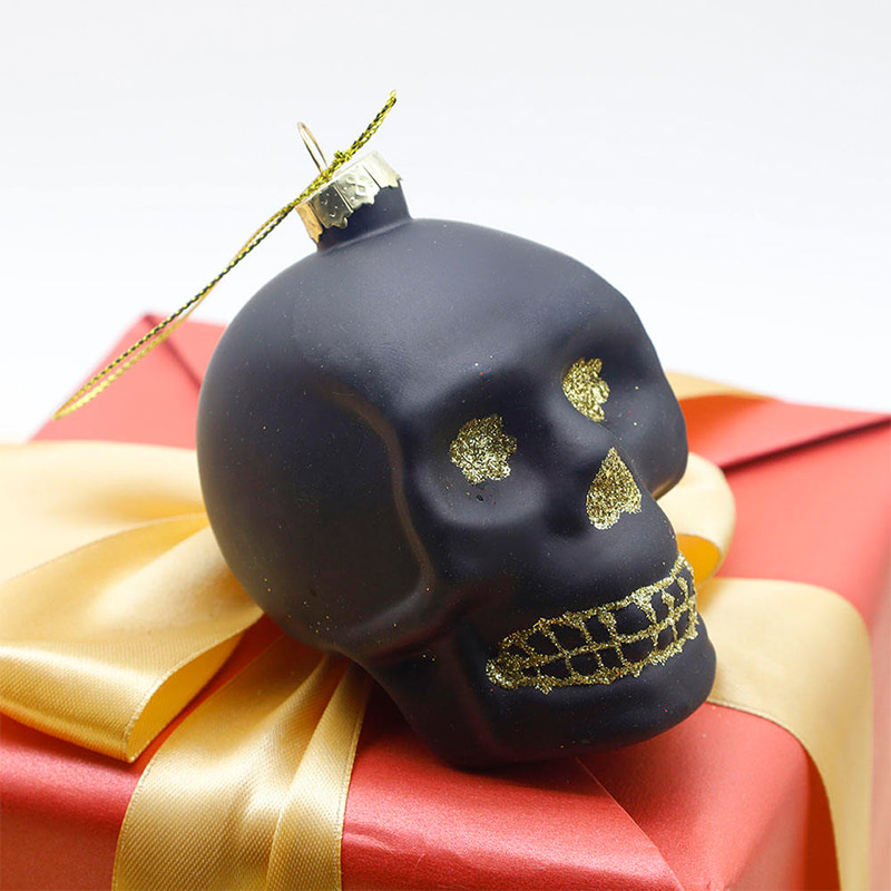 Zestaw ozdób ze szklanej czaszki o wymiarach 8*9 cm na Halloween